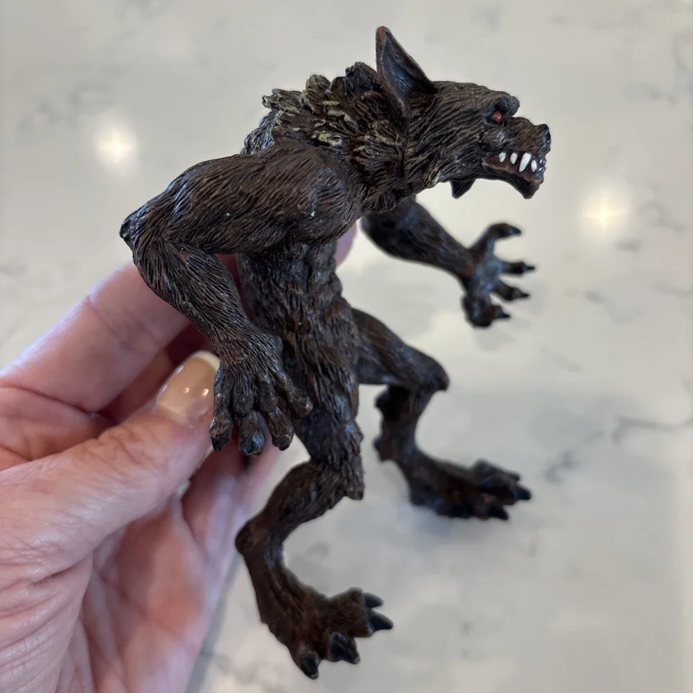 Safari Ltd. Painted Werewolf 0319 Wolfman Lycanthrope Figure‎ Dated 2017 EUC